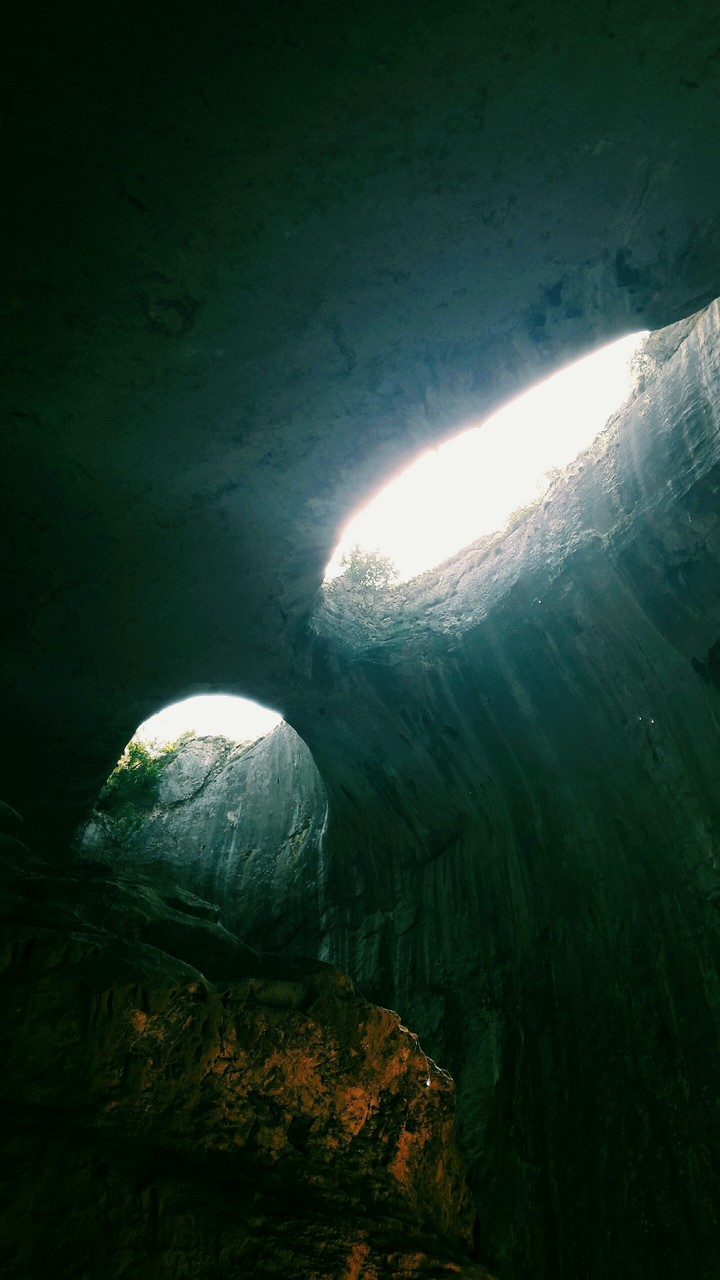 cave
