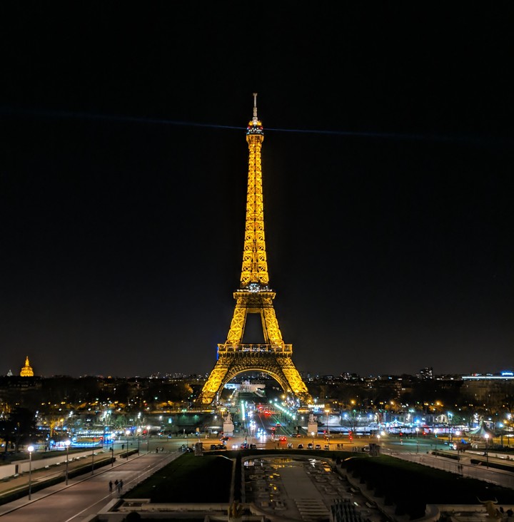 eiffel tower