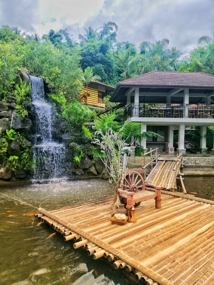 Mini falls