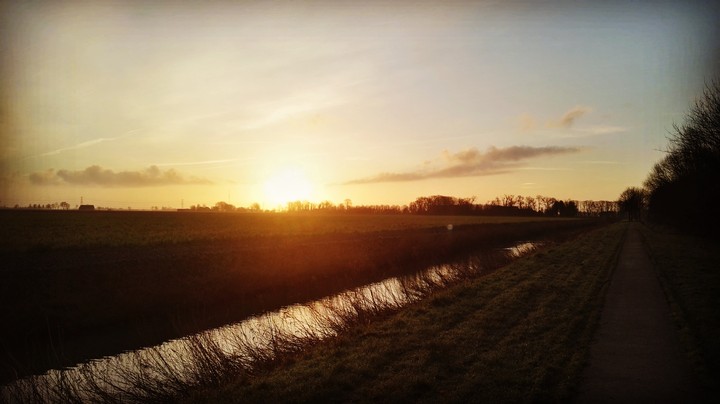 Zonsopkomst in gemeente Loppersum