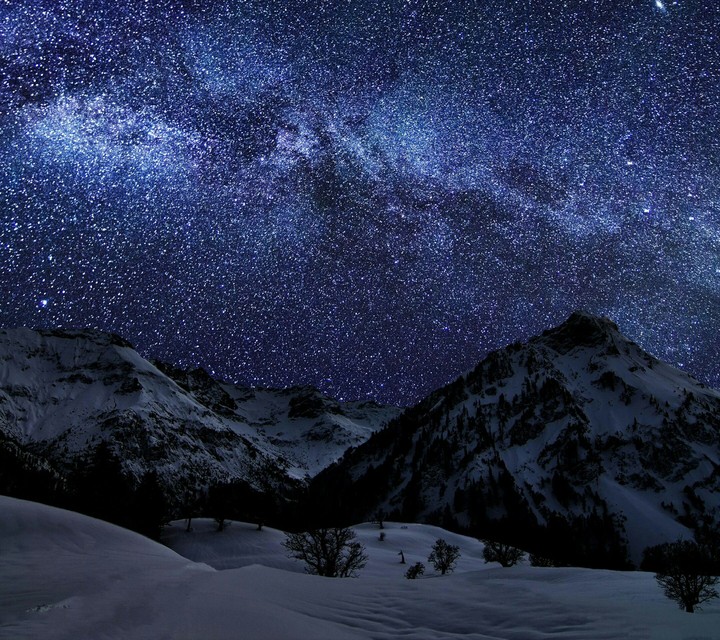 Stars And Mountains