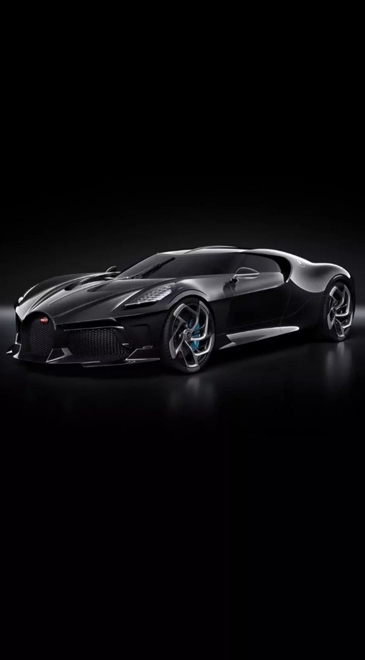 Bugatti black