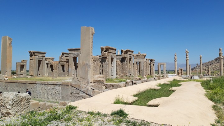 takht jamshid