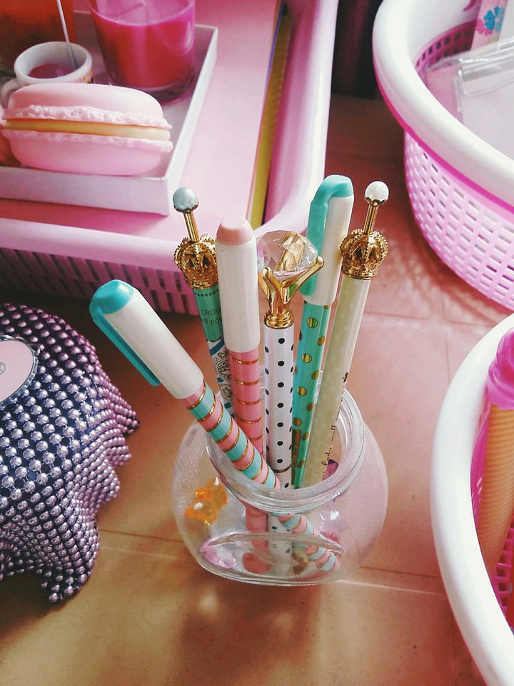 decorated pens