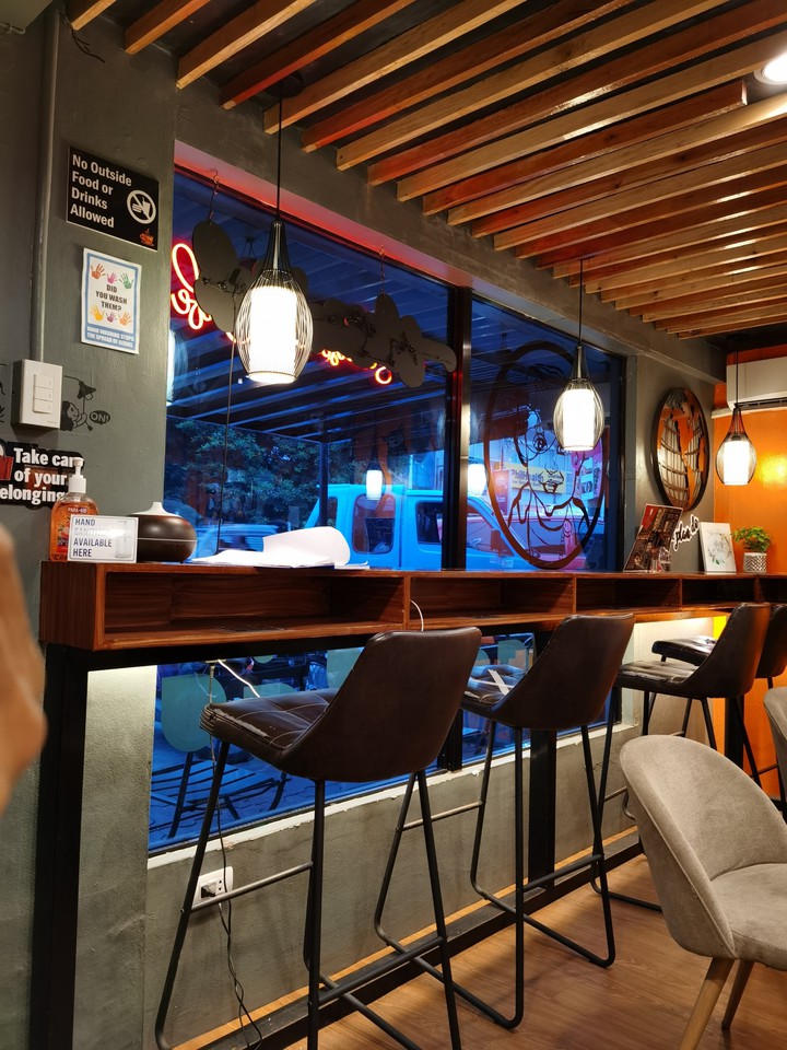Coffee Shop