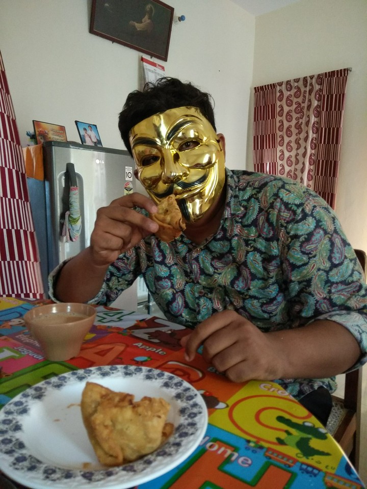 unmaske to eat