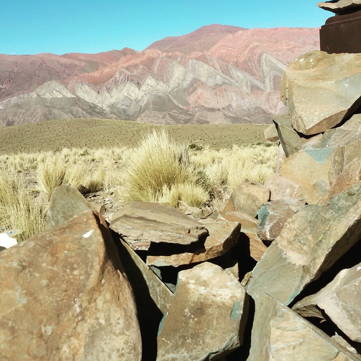 cerros de los 14 colores