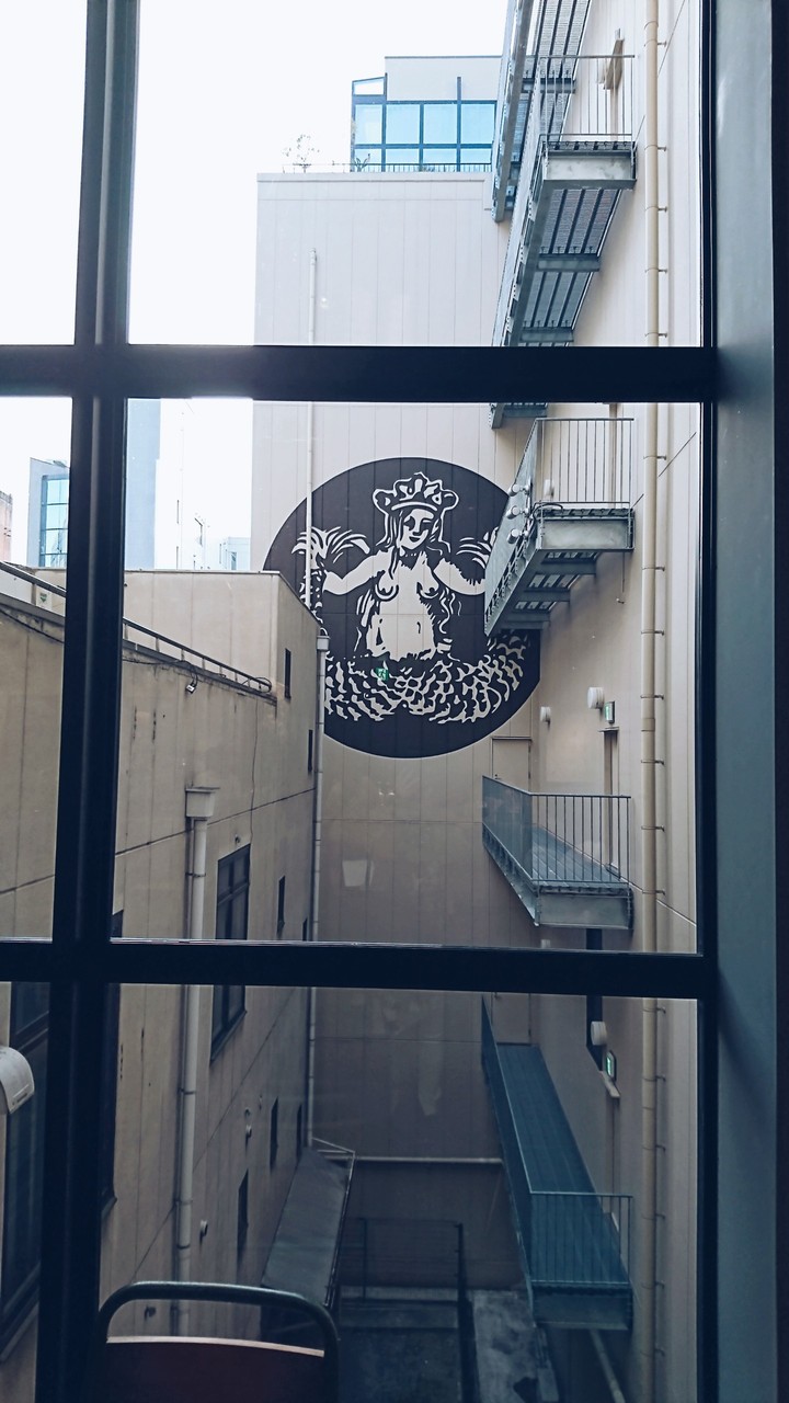 窓辺