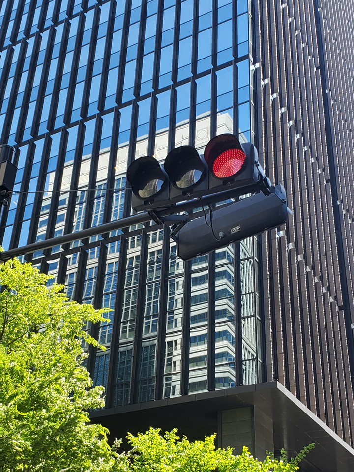 red sign