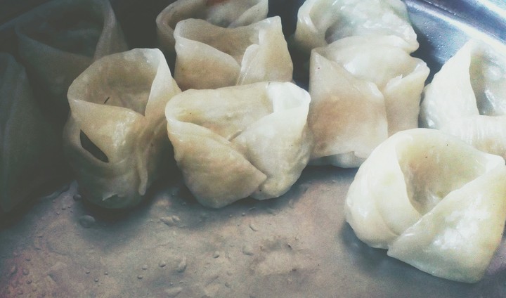 Momos