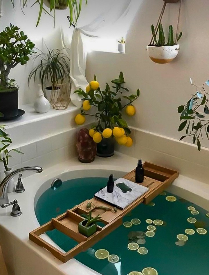 A Citric Fruit Bath