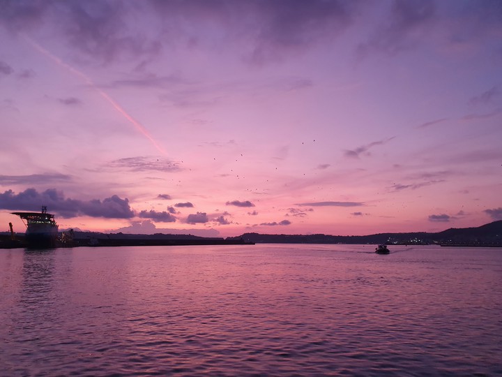 violet sunset 4K