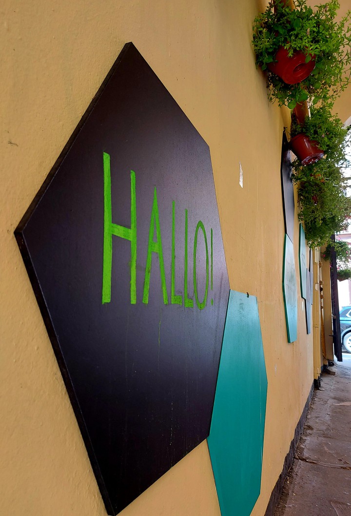 Hallo!
