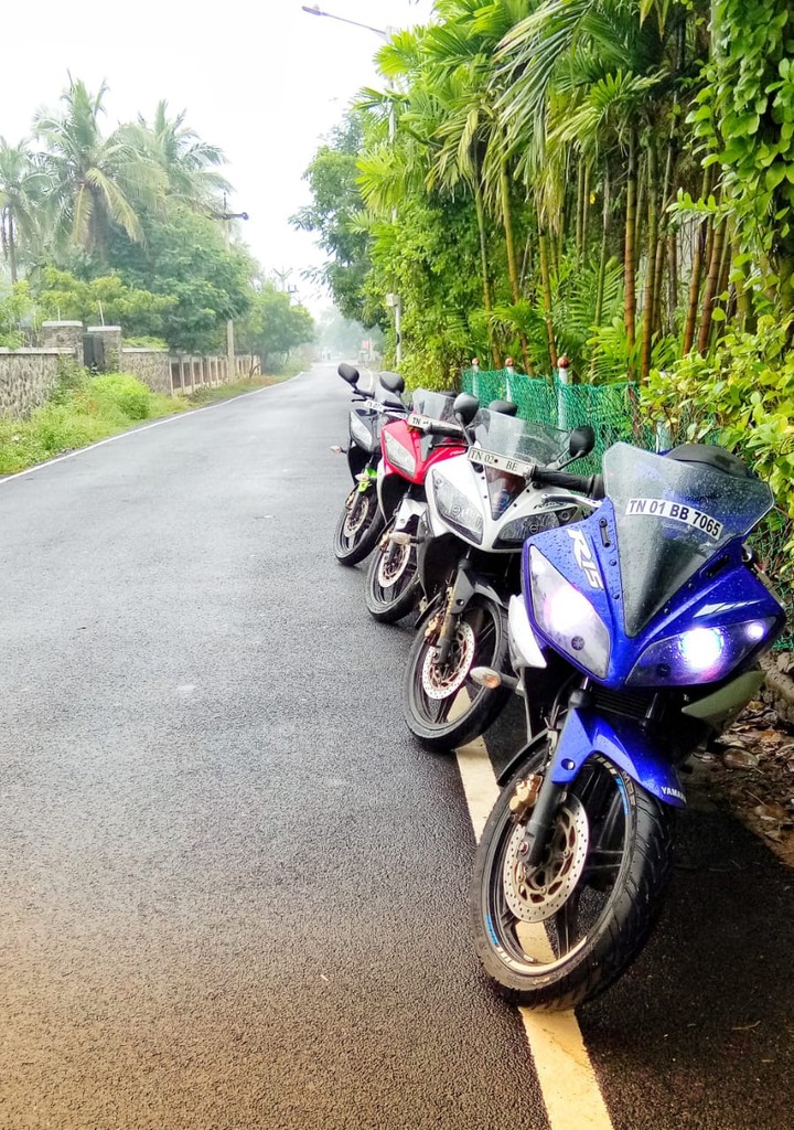 Yamaha R15