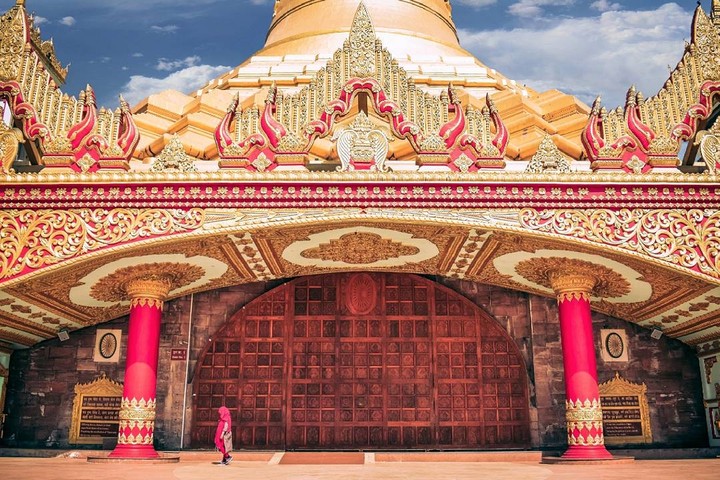 grand entrance