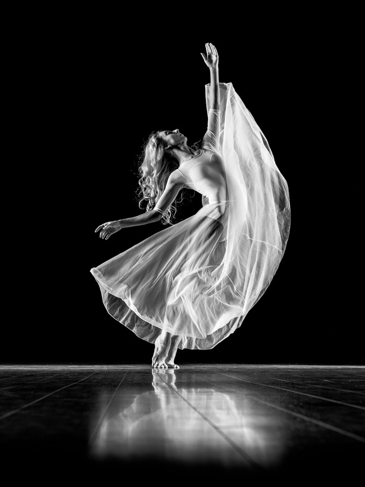beautiful dancing pic