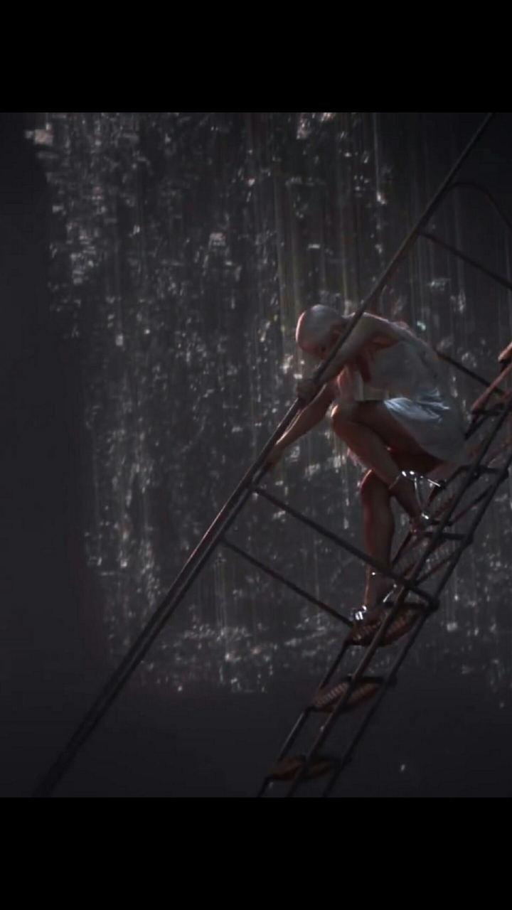 Ariana No Tears Left To Cry