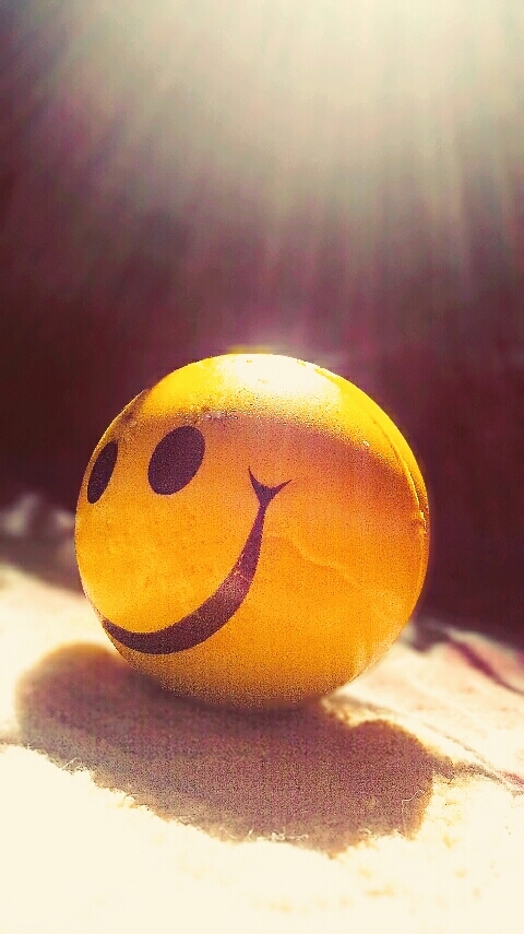 KEEP SMILING