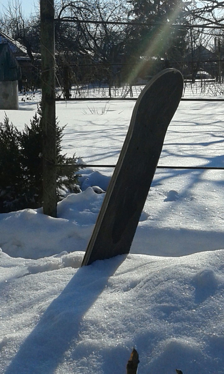 snowboarding