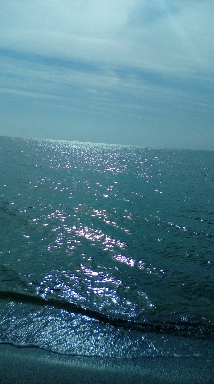 море и вода