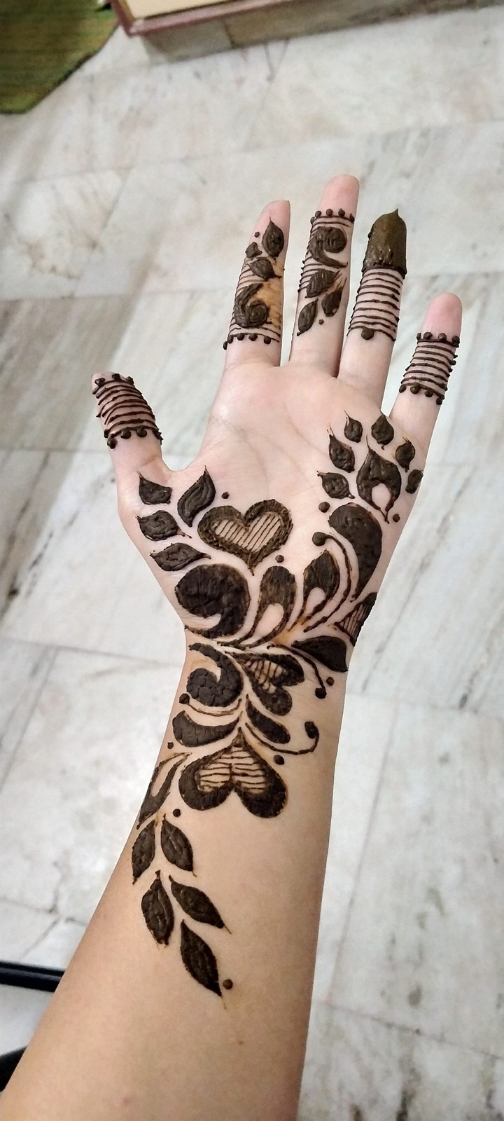 arabic leaves