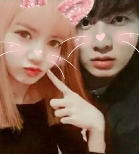 JUNGKOOK LISA