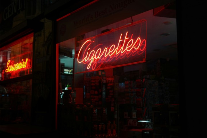 cigarettes//store