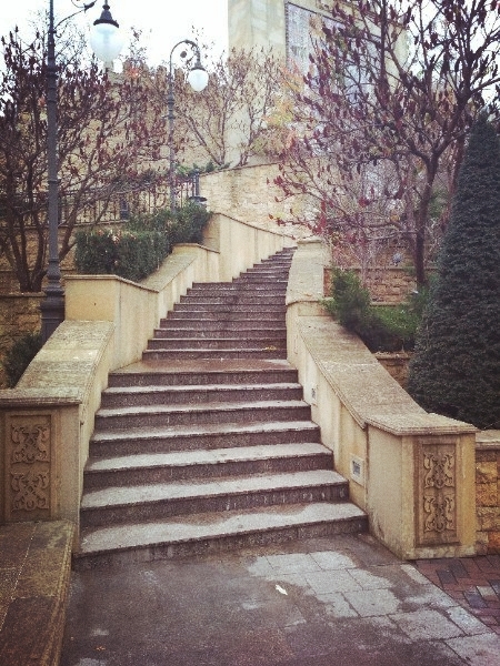 только вперёд