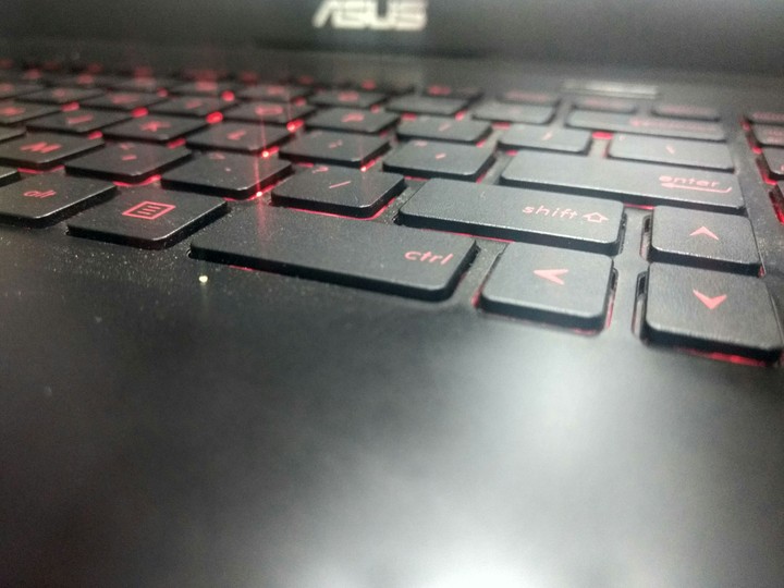 Republic of gamers ASUS