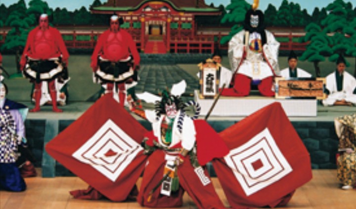 Scene from kabuki stage - Shibaraku [small image]