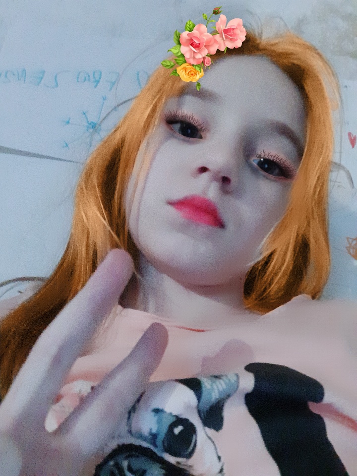 #anna with makeup or me with makeup is it cool!!!!!!!!!!!!!