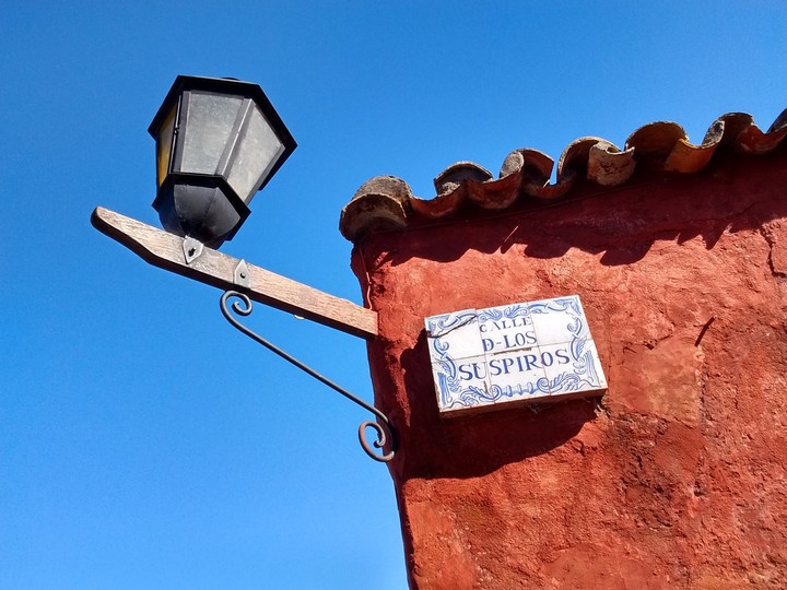 Calle de los Suspiros