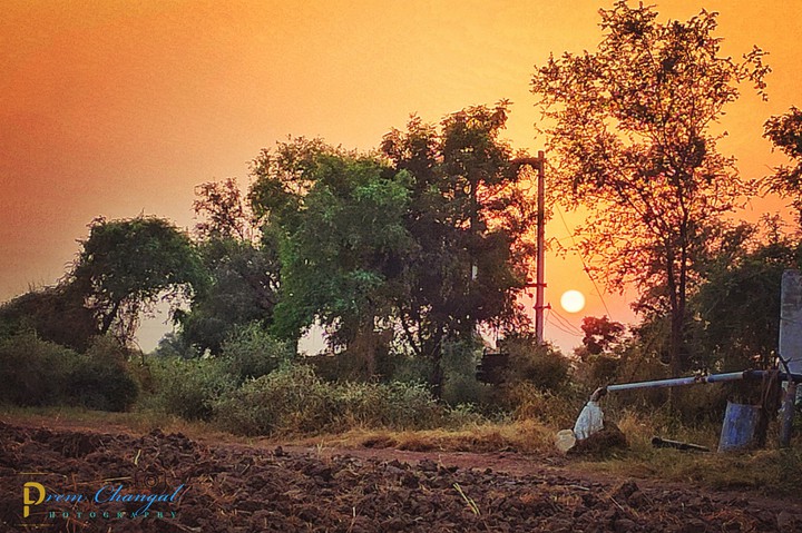 beautiful sunset from my farmhouse countryside