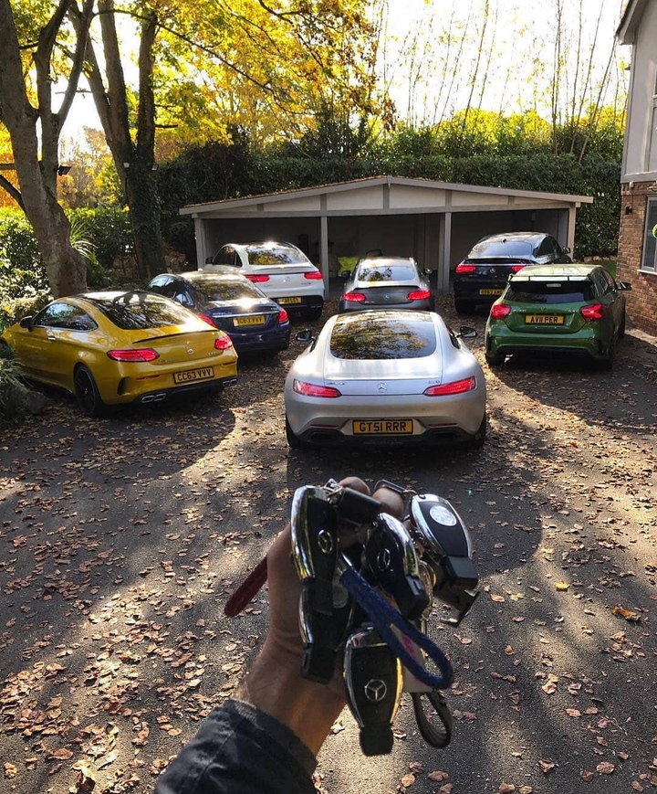 Mercedes Benz