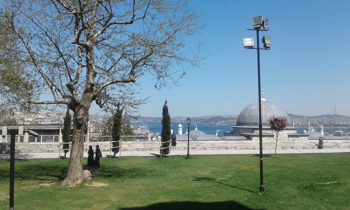 süleymaniye camii avlusu