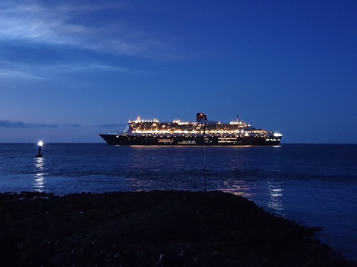 Queen Mary 2