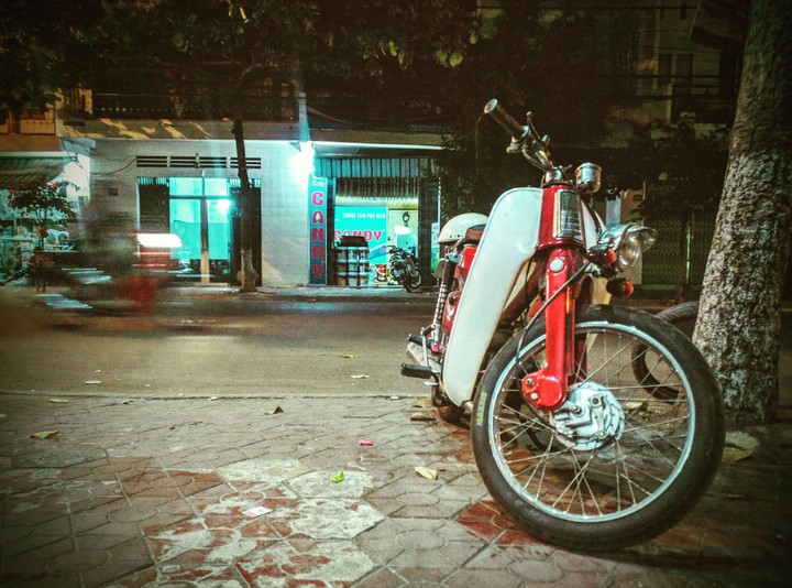 phố đêm...