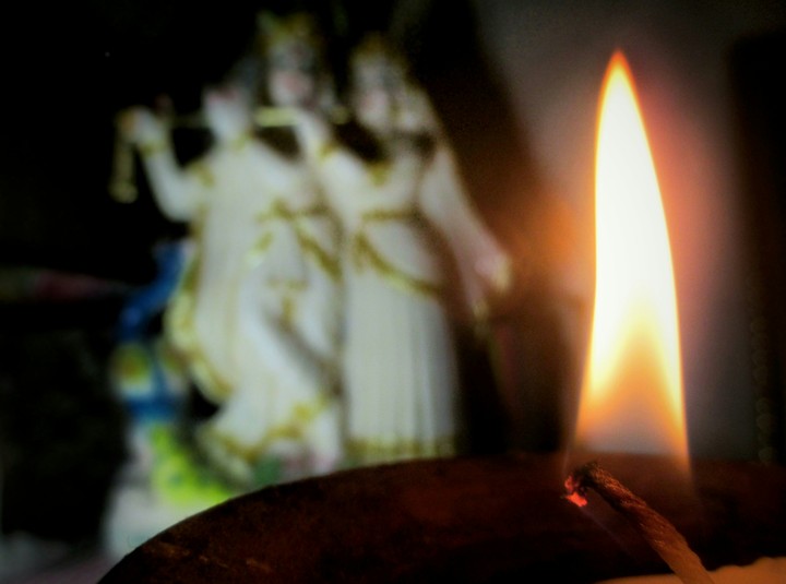 "রাধাকৃষ্ণ আসন"