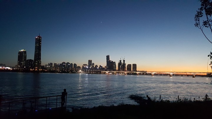 한강
