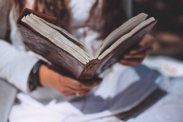 книга