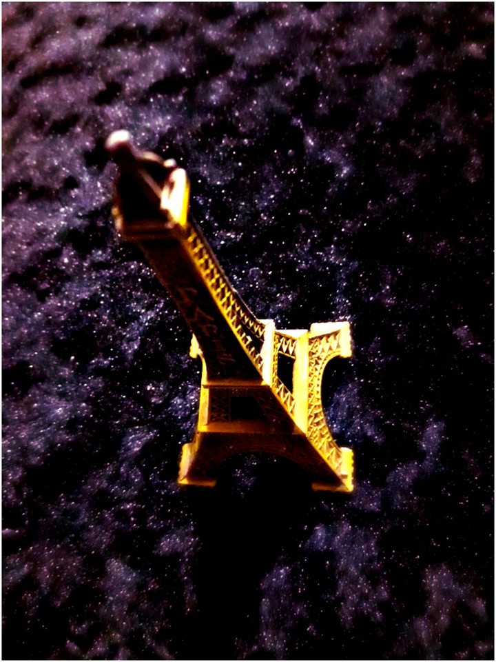 :)(( 《3