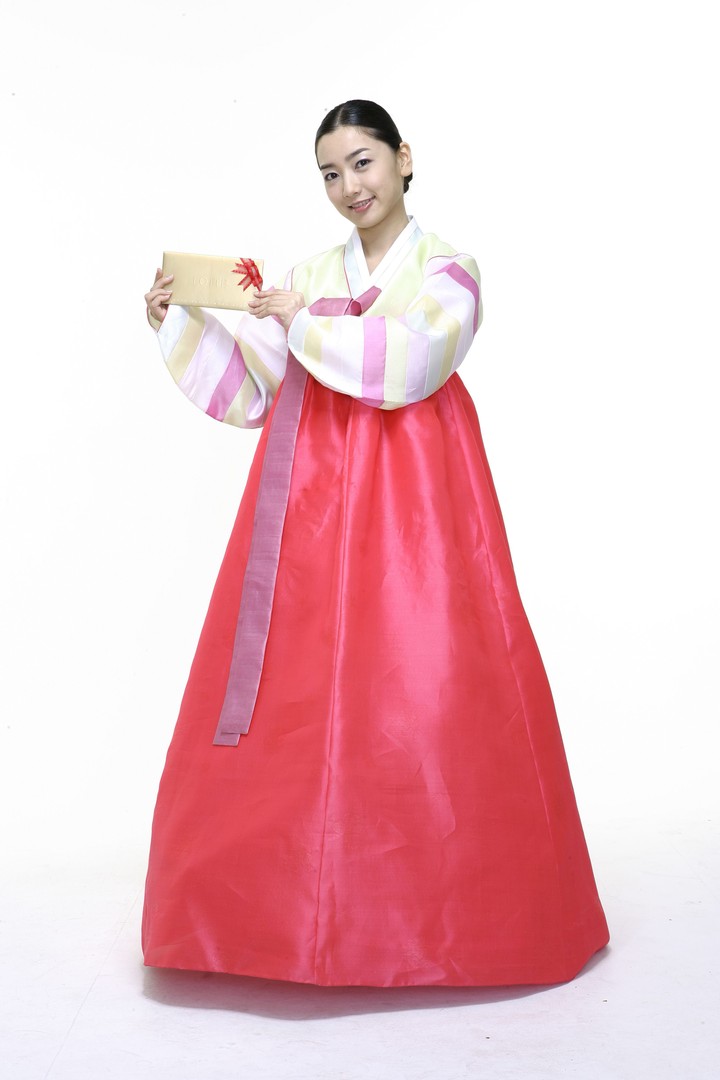 Couple in Korean Dress