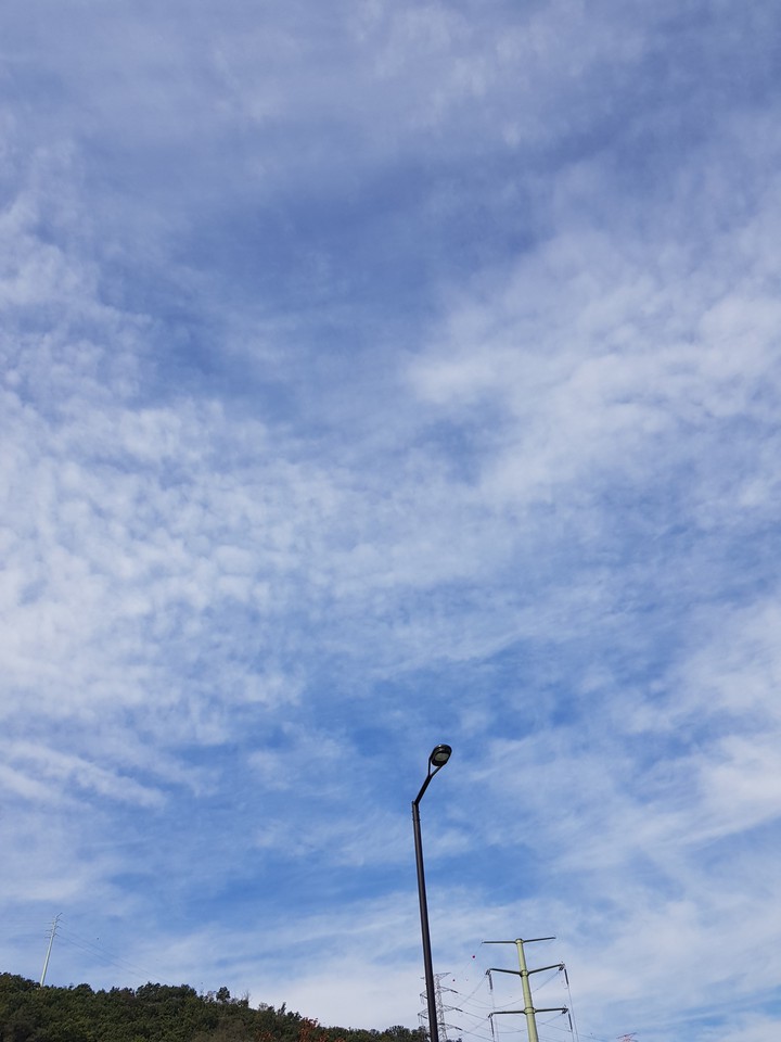 하늘 구름 sky