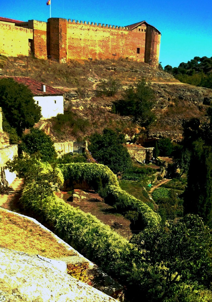 SEGOVIA SPANISH DREAMS