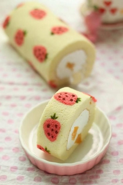 cute roll cake