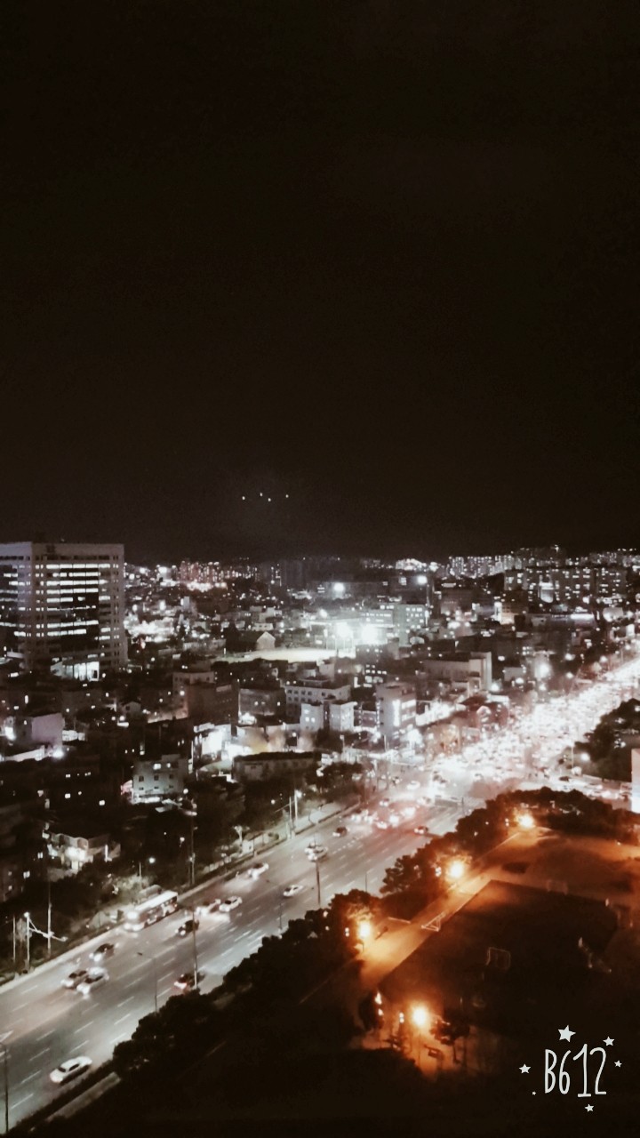 17층에서 본 야경