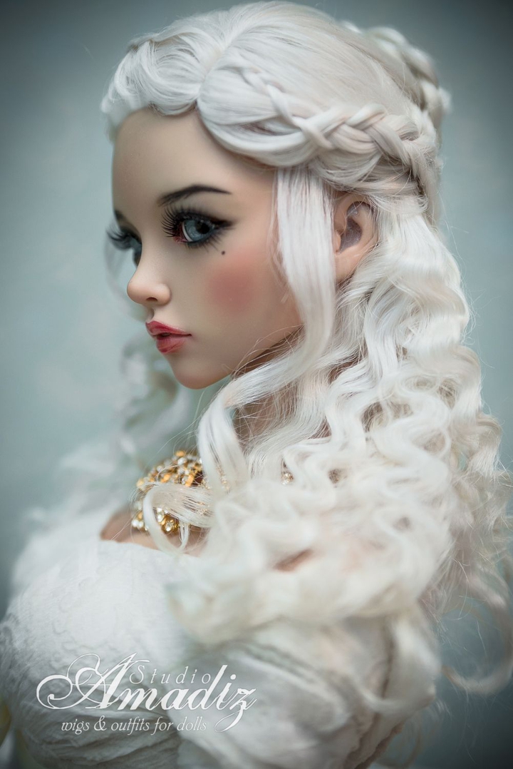 DAENERYS TARGARYEN HAIRSTYLE