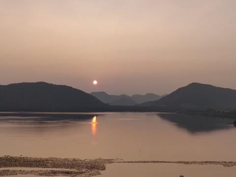 Sun rise