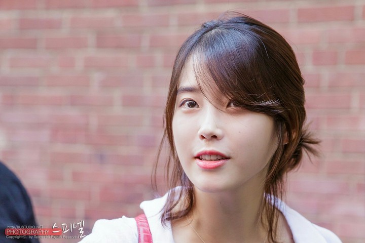 IU