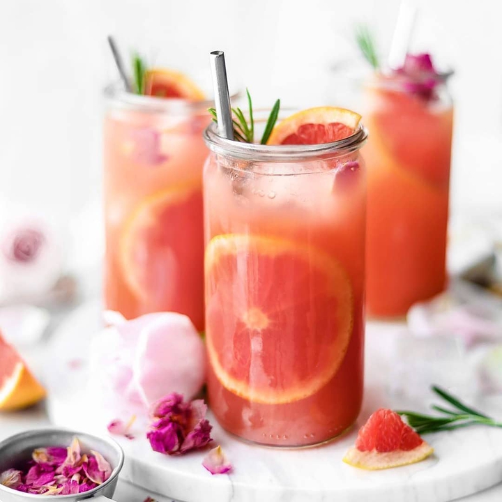 Grapefruit and rose ice tea